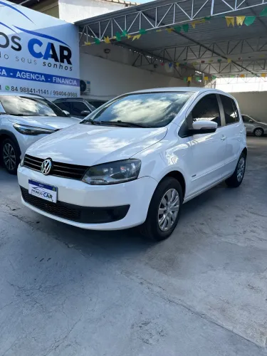 Volkswagen Fox 1.0 MI Total Flex 8V 5P 2013
