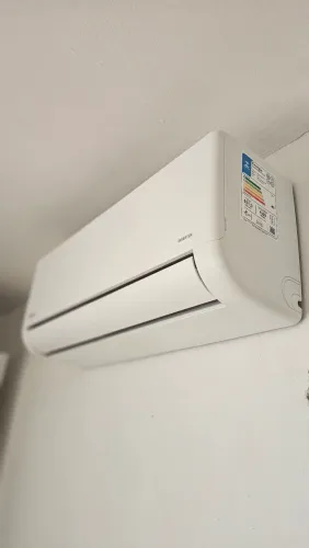 Ar condicionado Midea inverter 12mil novinho.