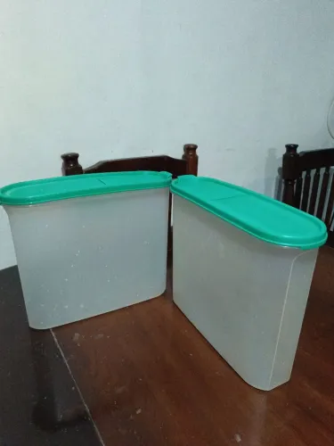 2 Potes antigos Tupperware 