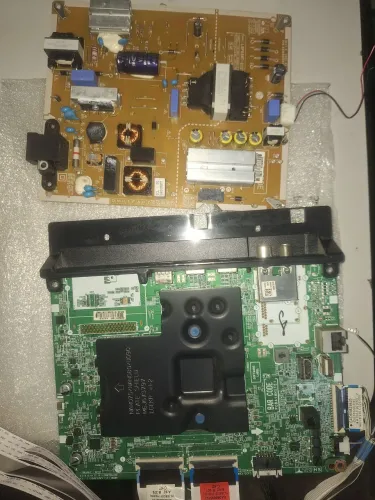 TV da LG (modelo 43UR7800 ; mais