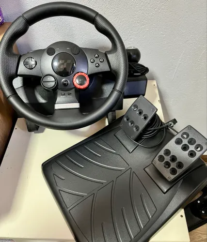Volante Logitech Driving Force GT