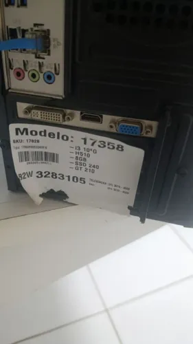 Computador i5 com monitor