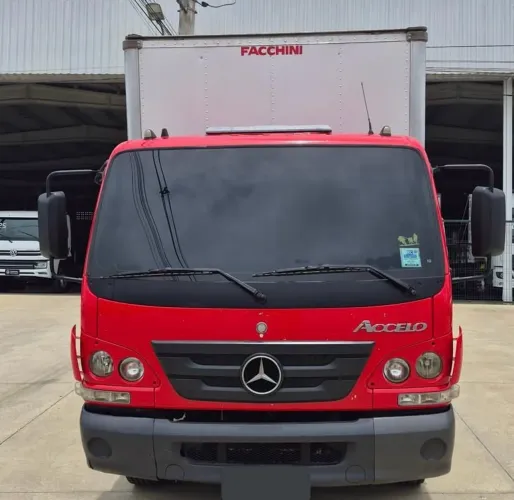 REPASSO COM URGÊNCIA!! Accelo 815 2018