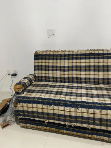 Sofá usado