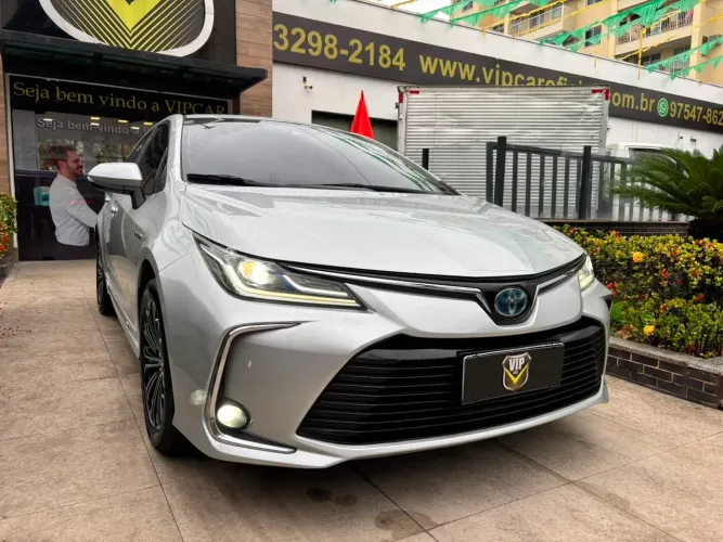 Toyota Corolla Altis Prem. Hybrid 1.8 Flex AUT 2020