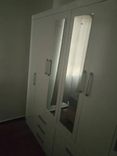 Guarda roupa 6 portas e 6 gavetas