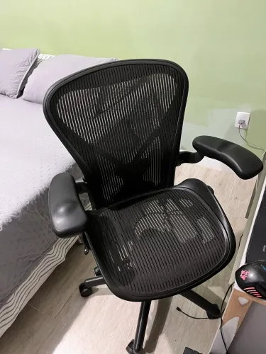 Cadeira Herman Miller Aeron Ergonômica Original - Estado de Nov