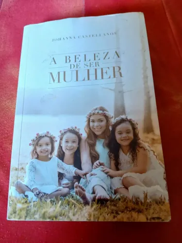 Vendo livro A beleza de ser mulher