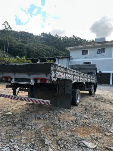 Carroceria 3/4 3,25 x 6,50M super Inteira Madeira Nobre