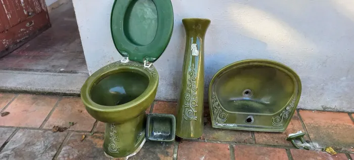 Vendo conjunto sanitário (retro)