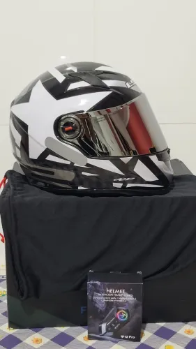CAPACETE LS2 ESTRELA FF358