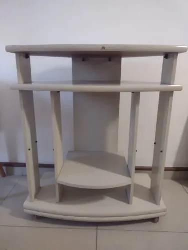 Rack de madeira maciça 