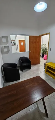 Aluguel de Sala para Profissional da Saúde ou Estética no Centro de Pindamonhangaba, 9m²