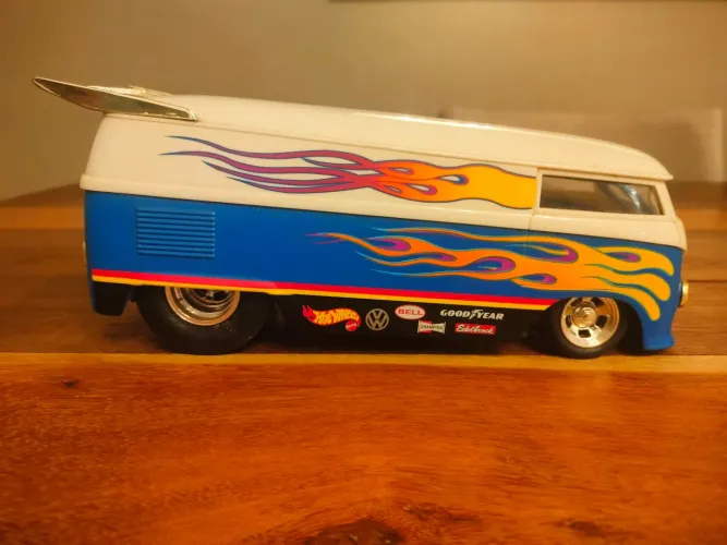 Customizeid HW Drag Bus 