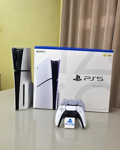 PS5 SLIM EDIÇÃO MIDIA FISICA 1 TB MEMÓRIA COM 2 JOGOS