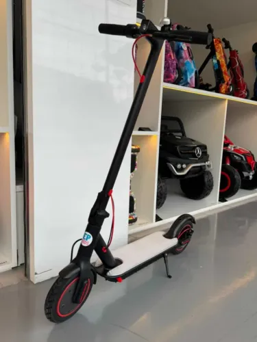 Patinete Elétrico 350W (Suporta até 120 Kg, com led)