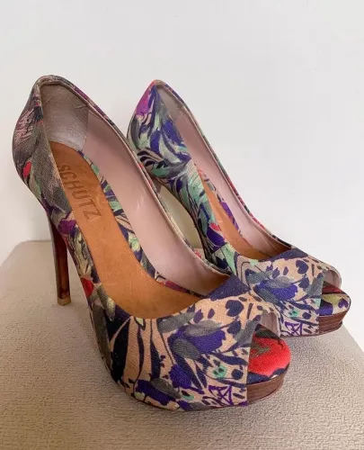 Peep Toe - Schutz 