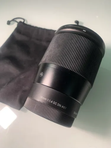 Lente sigma 16mm 1.4 Sony 
