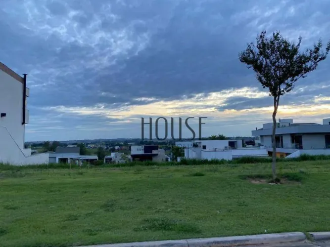 Terreno à venda, 452 m² - Alphaville Nova Esplanada - Votorantim/SP