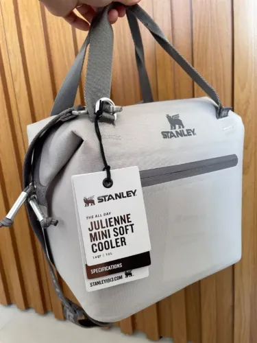 Bolsa térmica STANLEY all day julienne 7l cinza NOVA
