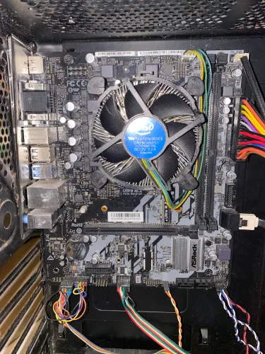 Placa mãe ASROCK + Processador I3 de 10ª
