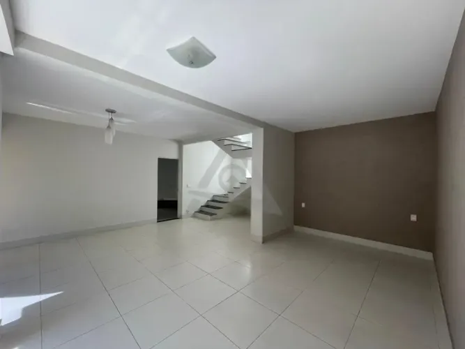 Imóvel para aluguel tem 196 metros quadrados com 3 quartos em Jardim Chapadão - Campinas -