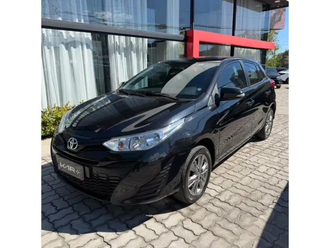 Toyota Yaris Live 1.3 Flex 16V 5P AUT 2022