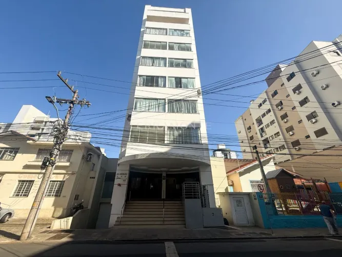 Apartamento 101m² no Centro de Tubarão, 3 quartos e suíte