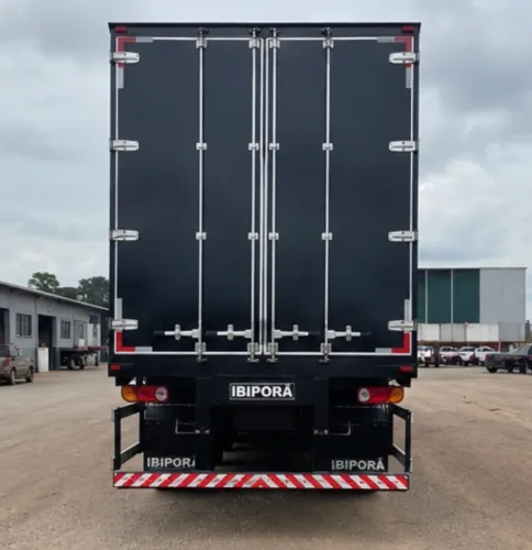 Carreta frigorífica Ibiporã 2023 com Gancheira