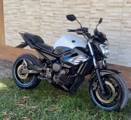 Yamaha XJ6 2015