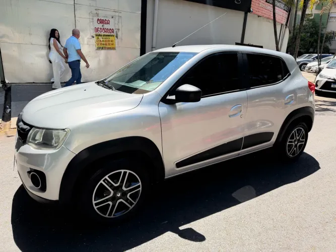 Renault Kwid Intense 1.0 Flex 12V 5P Mec. 2018