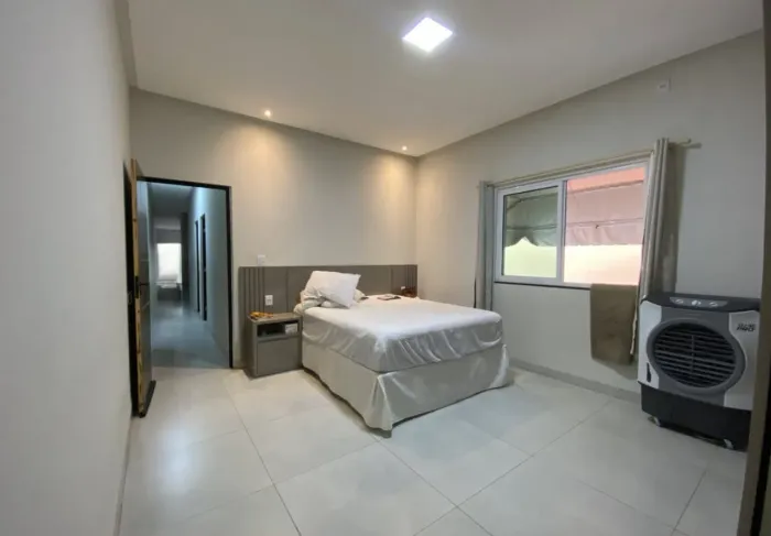 Vendo essa casa no centro