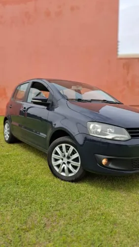 Volkswagen Fox 1.0 MI Total Flex 8V 5P 2013