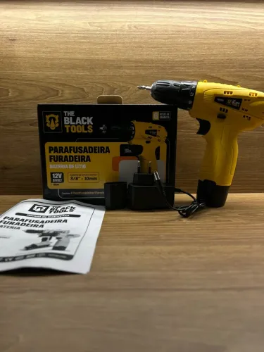 Parafusadeira/Furadeira com Bit Fenda/Phillips Black Tools