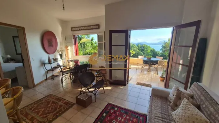 Apartamento de 2 quartos à venda no Costa Verde Tabatinga. Ed Gaivotas