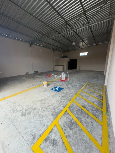 Barracão para venda - JARDIM ADELINHA em Franca - SP