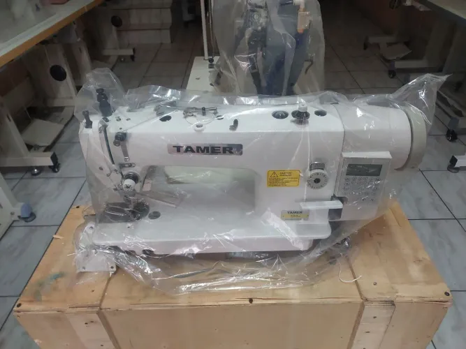 Máquina de costura Reta Transporte Duplo Eletrônica Direct Drive 