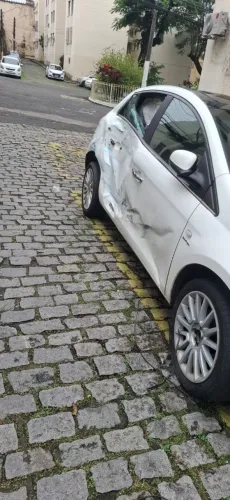 Fiat Bravo Absolute Dualogic 1.8 Flex 16V 5P 2014