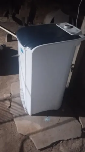 Vendo esse tanque de lava usado mas tá excelente 450 reais número para contato *29