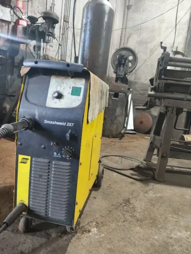 Máquina de solda Smashweld 257 