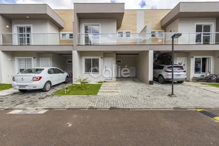 Sobrado 3 quartos em condominio clube