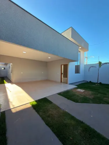 Casa á venda bairro Vila Norte com entrada de 8 mil, lote 200m²!