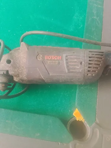 Lixadeira Bosch 7 polegadas