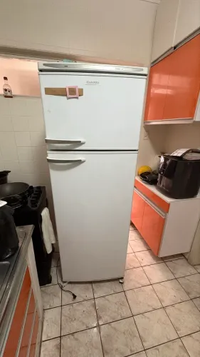 Geladeira DAKO usada
