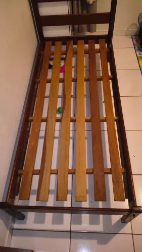 Cama solteiro