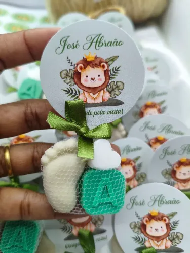 50 Lembrancinhas sabonete maternidade, chá de bebê, chá de fraldas com tag personalizada