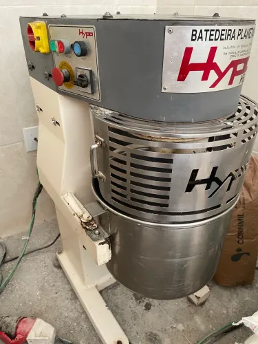 Batedeira planetária Hypo