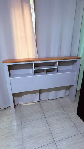 Cabeceira Casal 1,40 Havana com Nichos Off White/Madeira ? Tebarrot