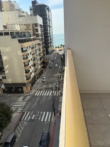 ALUGA-SE APARTAMENTO EM ITAPUÃ 