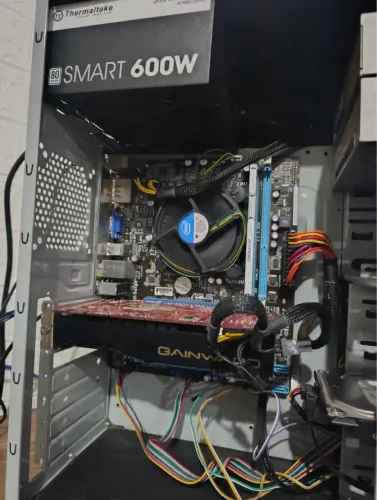 PC PARA JOGOS LEVES VENDO OU TROCO